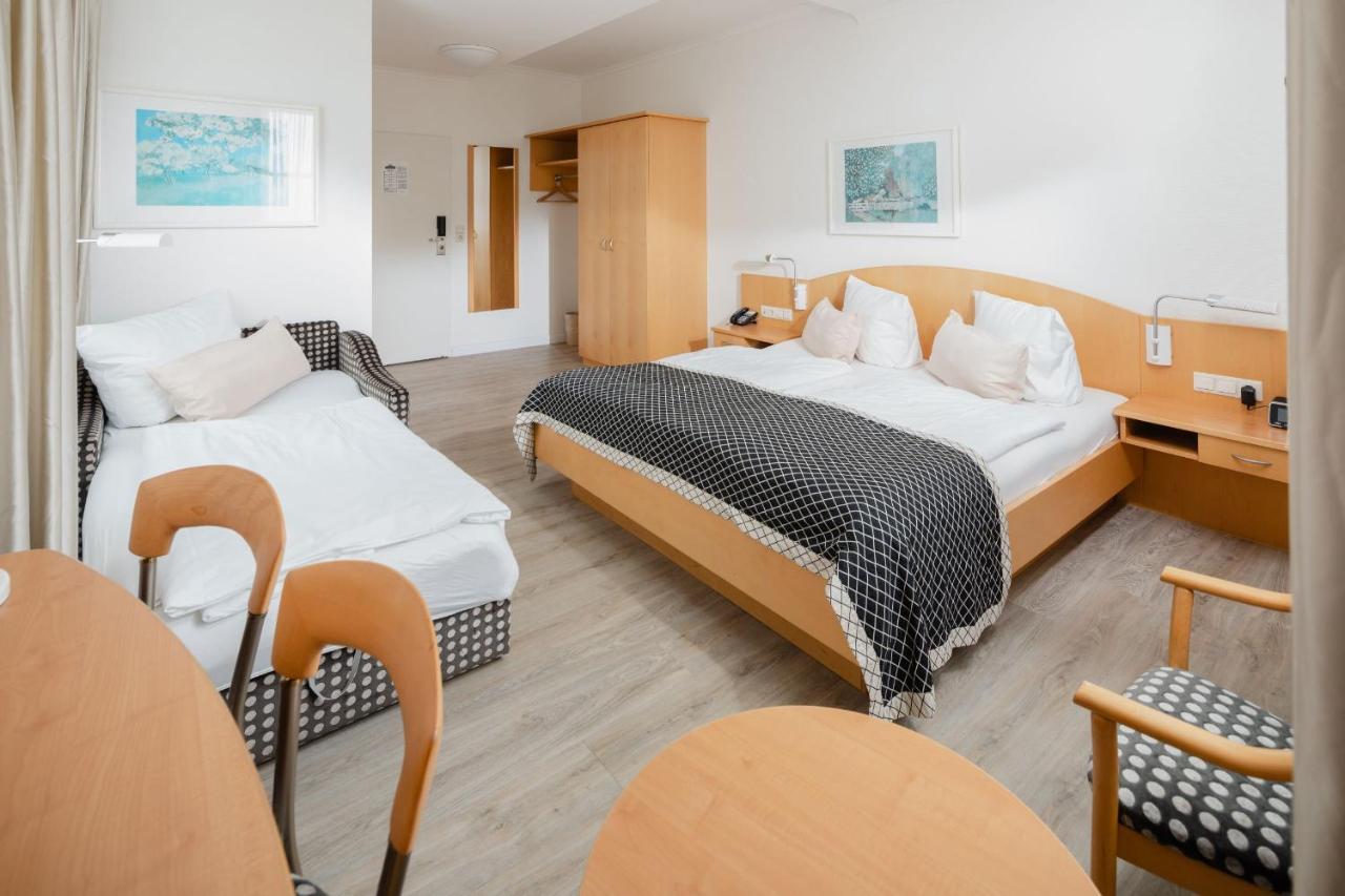 Hotel Kuenstlerhaus ノルダーナイ エクステリア 写真